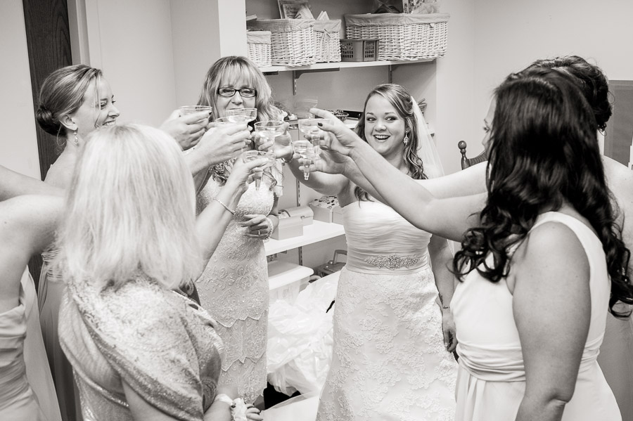Nashville-Indiana-Brown-County-Wedding-Photography-Julianna-Levi-03 Bride